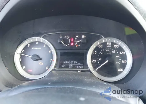 2014 Nissan Sentra Fe+ S/Fe+ Sv/S/Sl/Sr/Sv z USA, uszkodzony, nr VIN 3N1AB7AP3EY229064